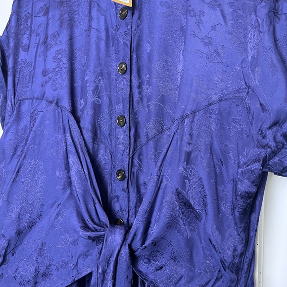 BUCKETLIST Clothing Women's Front Tie Button Down Jumpsuit Jacquard Navy L - Picture 7 of 11